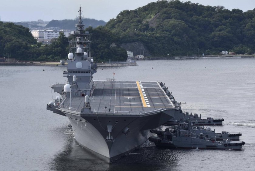 Авианосец Идзумо