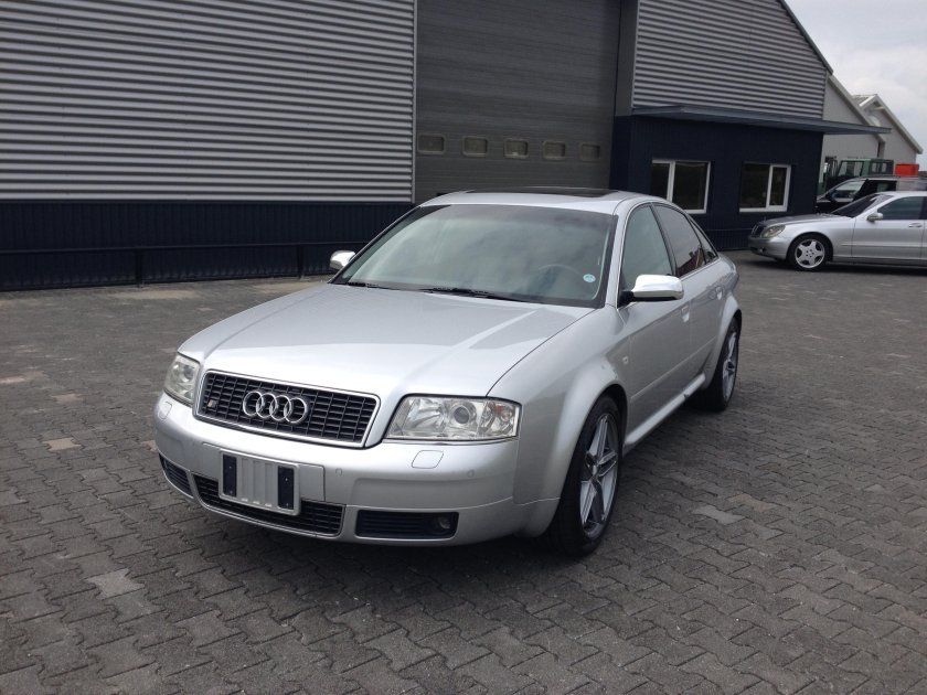 Audi s6 c5