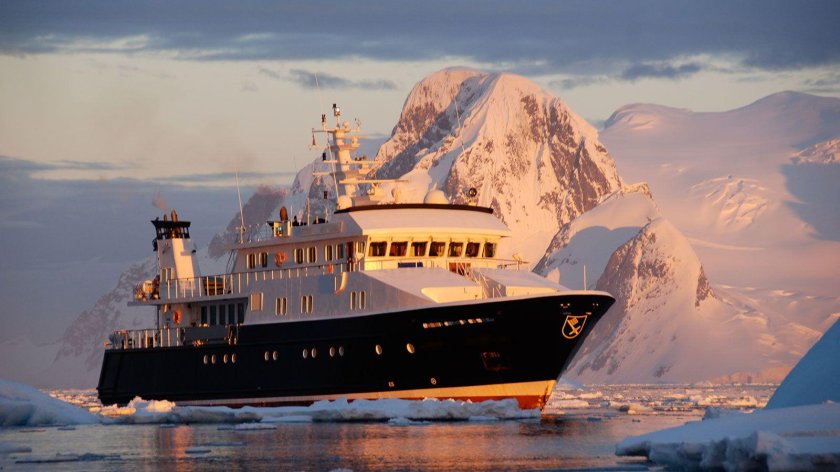 Яхта эксплорер