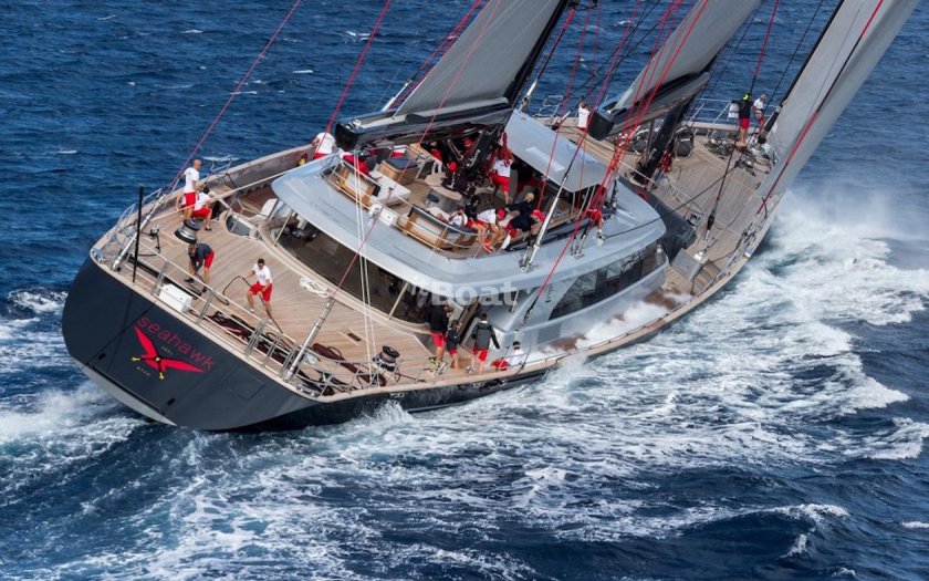 Яхта Perini Navi
