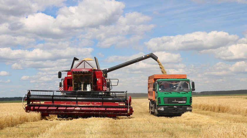 Зерноуборочный комбайн Полесье