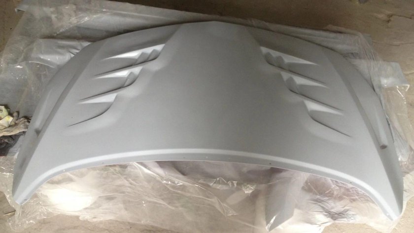 Капот из стеклопластика