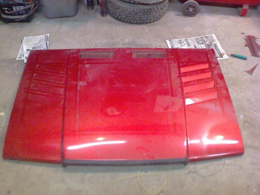 Капот от ВАЗ 2107