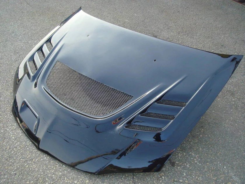 Капот Лансер 9 EVO