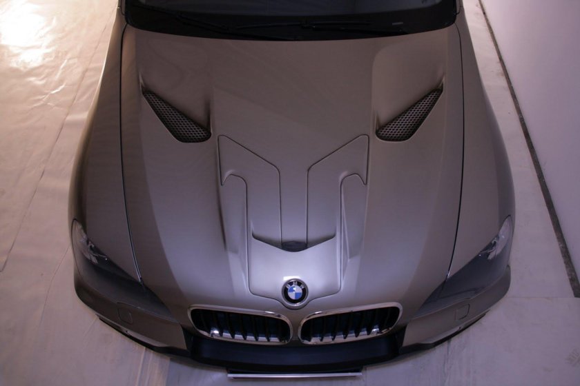 BMW x5 капот