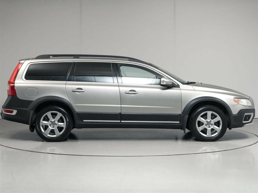 Вольво хс70 2008