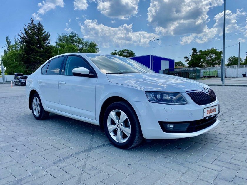 Шкода Октавия 2015 года