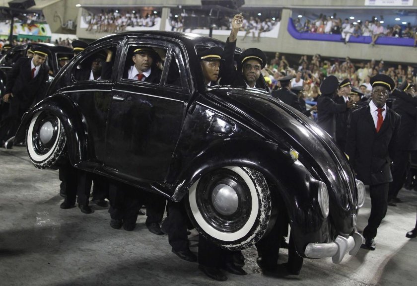 Карнавал автомобиль