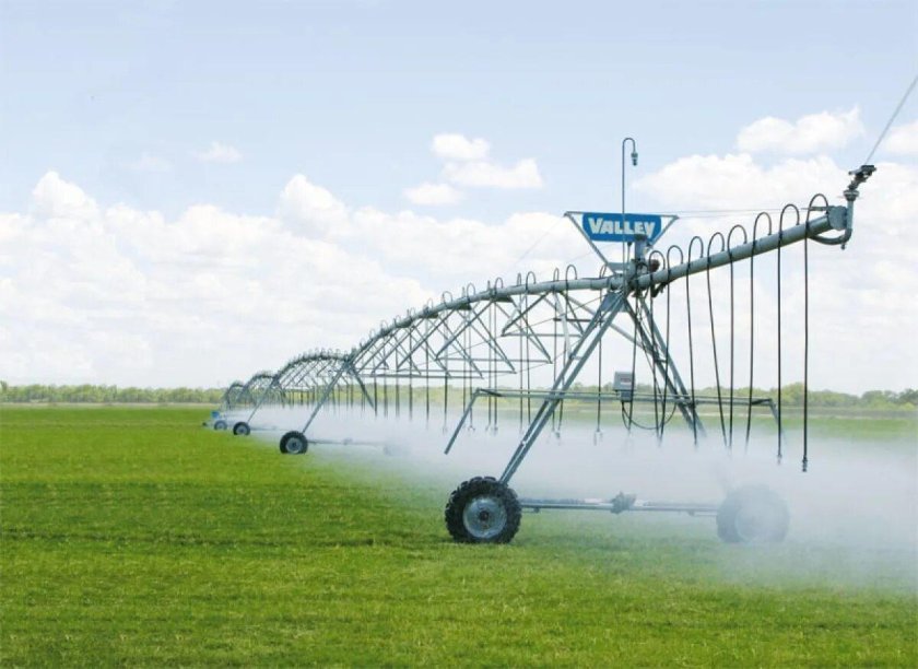 Оросительная система дождевальная машина