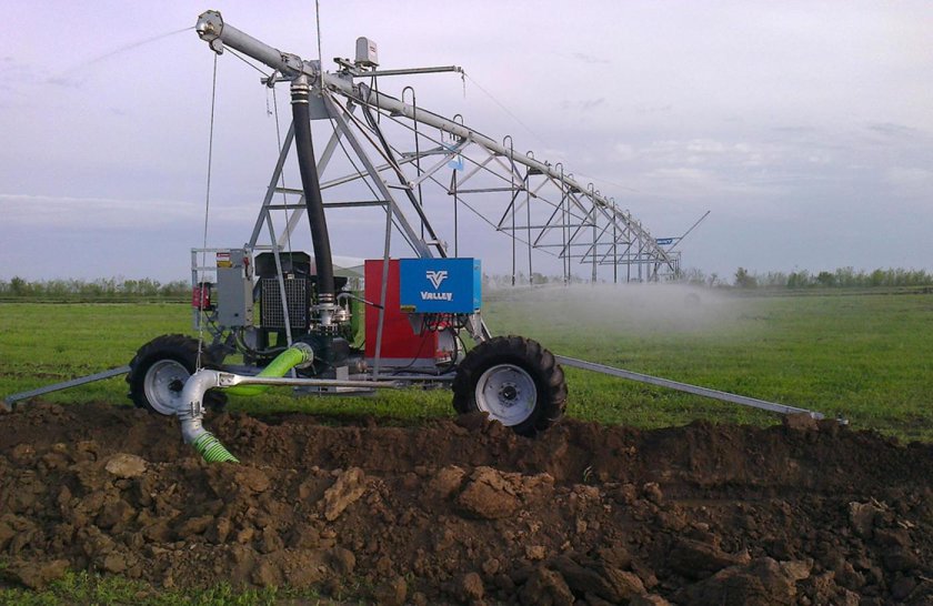 Оросительная система дождевальная машина