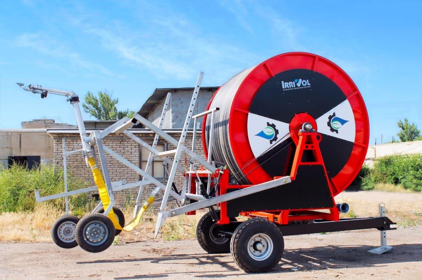 Фронтальная дождевальная машина