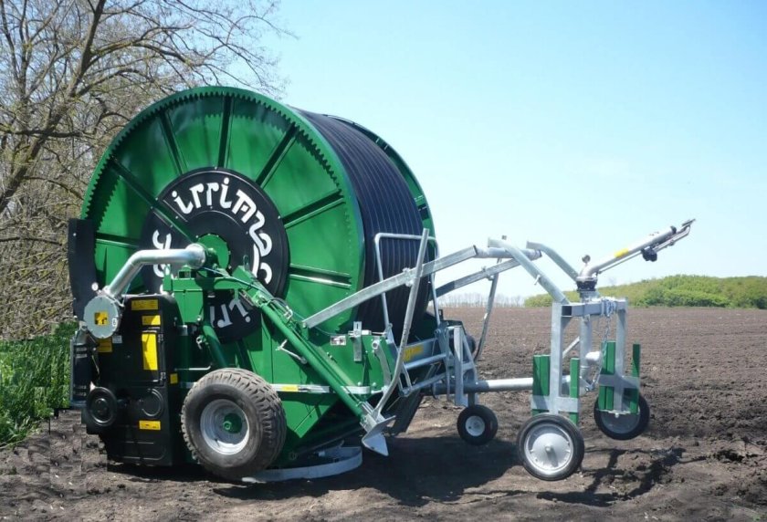 Оросительная система дождевальная машина