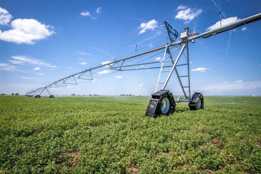 Дождевальная машина Кубань