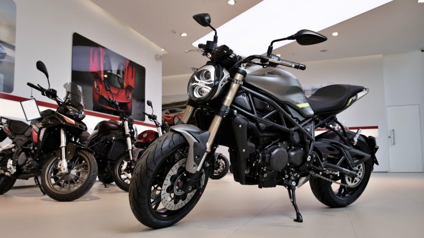 Benelli Leoncino 800 Trail