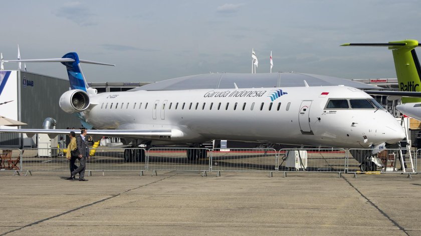 Mitsubishi CRJ-900
