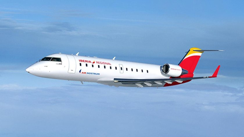 Самолёт Бомбардье CRJ-100/200