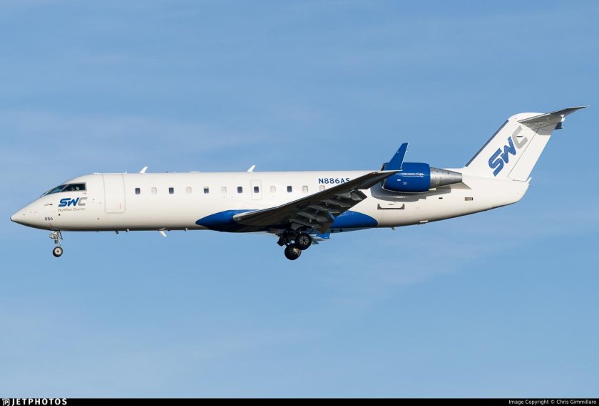 Bombardier crj200