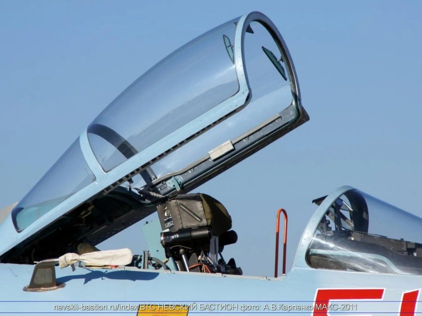 Кабина су-30см