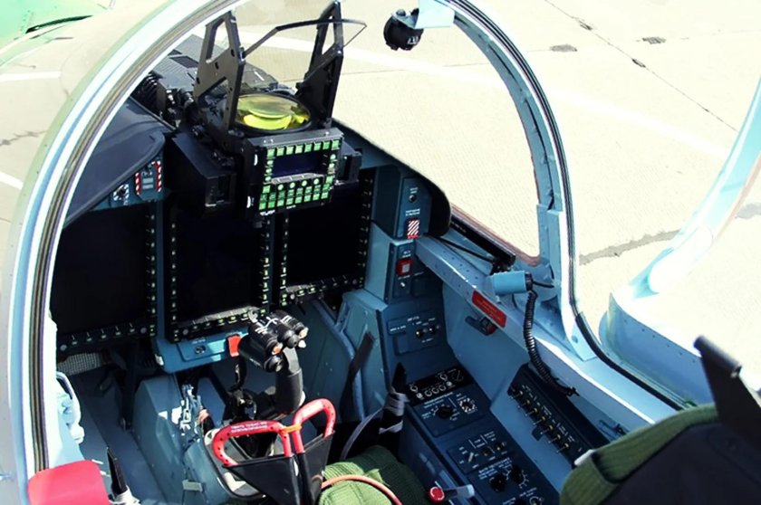 Миг-35 кабина