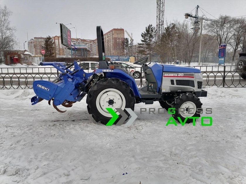 Трактор Iseki