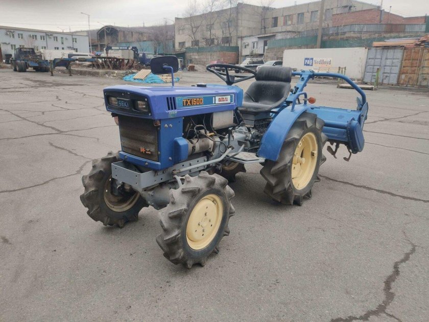 Японский трактор