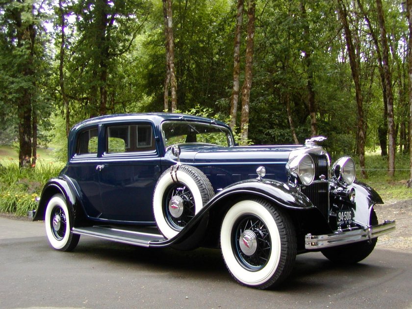 Lincoln 1932 sedan