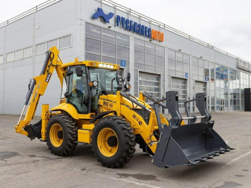Экскаватор-погрузчик bull 4sx
