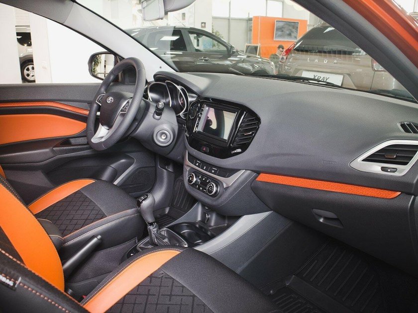 Lada Vesta SW Cross 2022 салон