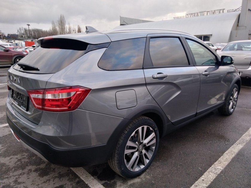 Лада Веста SW