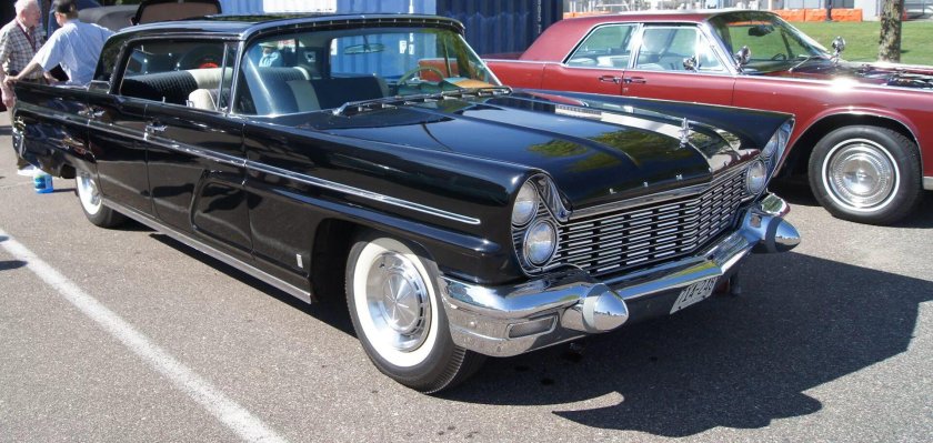 1960 Lincoln Premiere