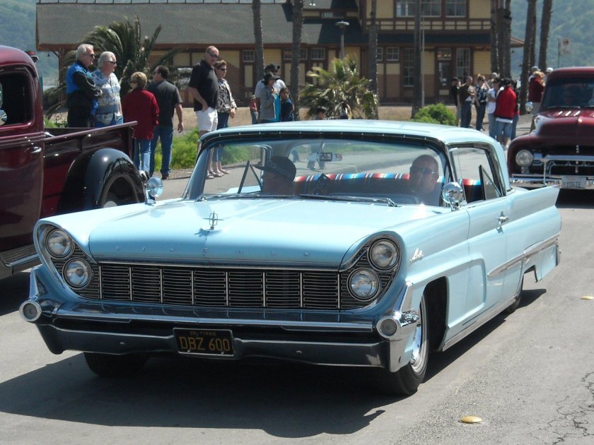 1958 lincoln continental mark iii