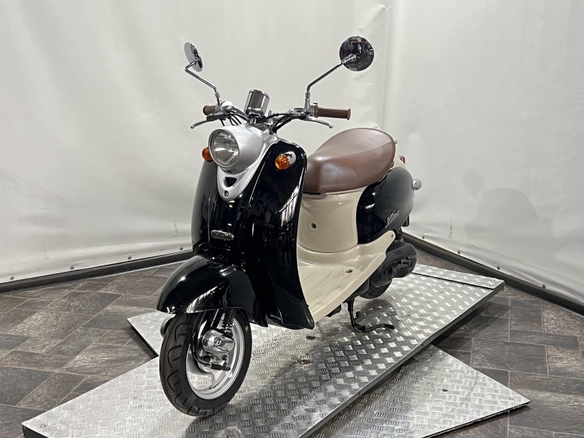 Yamaha vino 50