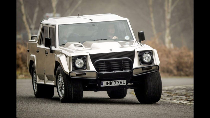 Lamborghini lm002