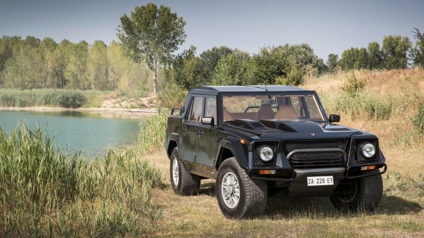 Lamborghini внедорожник lm002