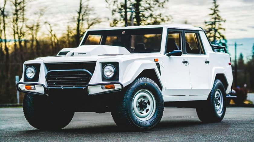 Lamborghini lm002