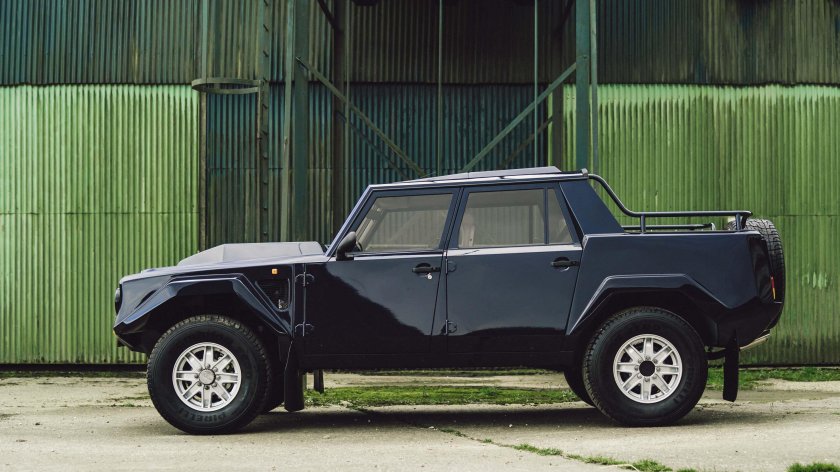 Lamborghini внедорожник lm002