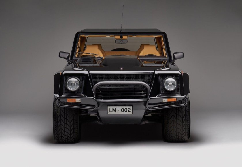 Lamborghini внедорожник lm002