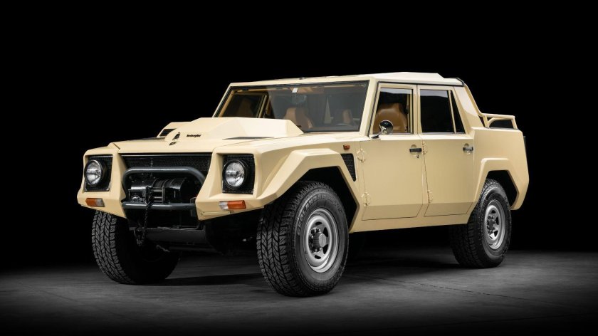 Lamborghini lm002