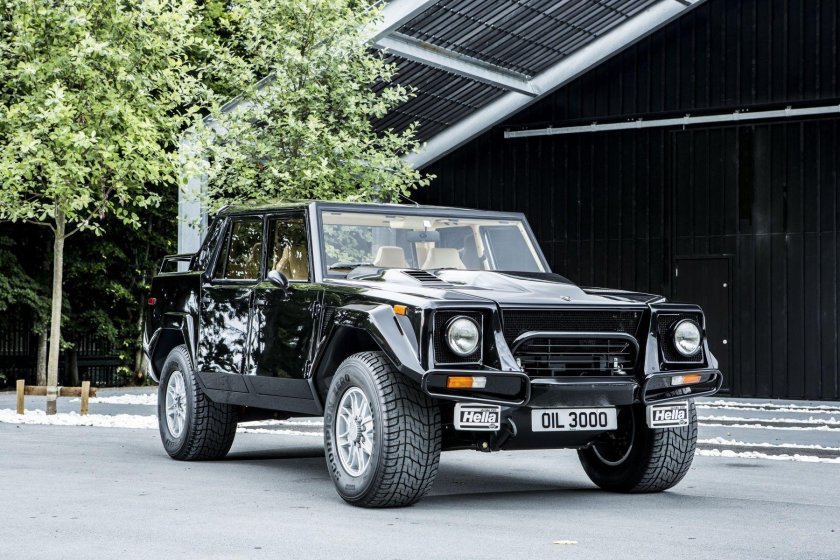 Ламборджини лм 002