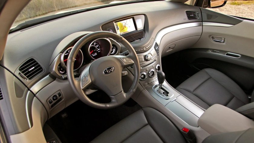 Субару Трибека 2007 салон