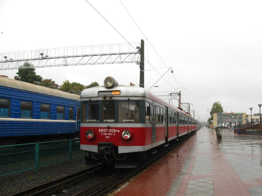 Польская электричка en57