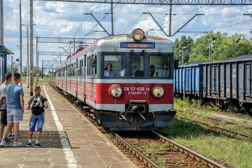 Польская электричка en57
