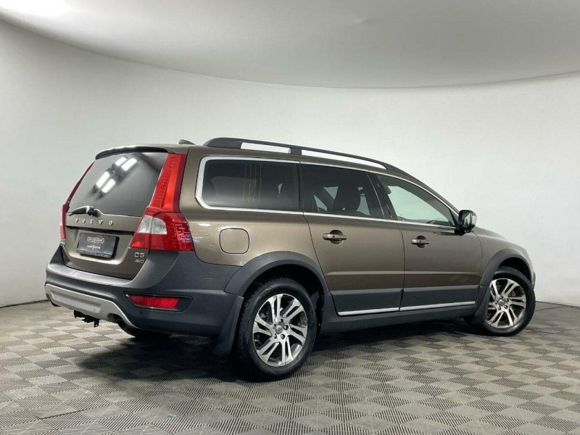 Volvo xc70 2015