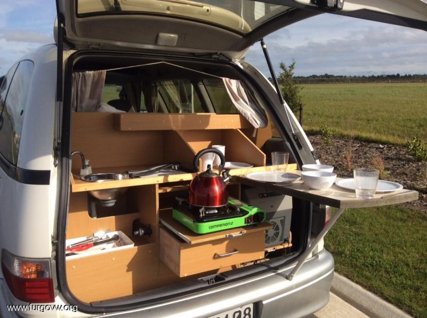 Кемпер Toyota Estima