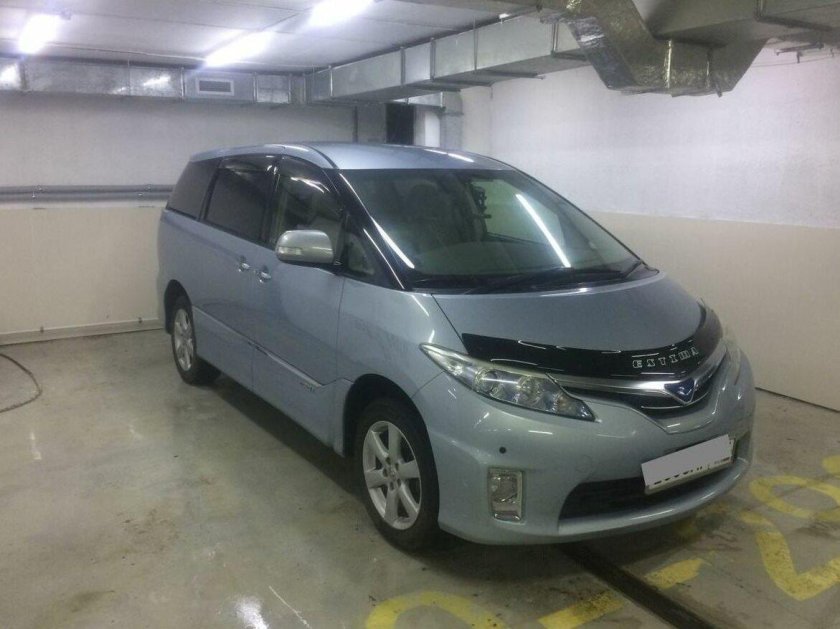 Toyota Estima Hybrid 2009