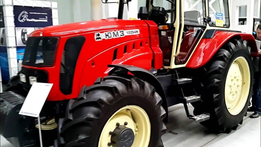 Трактор ЮМЗ 8244