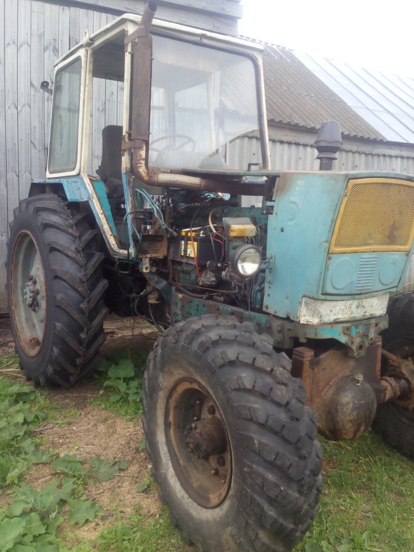 ЮМЗ-6 трактор