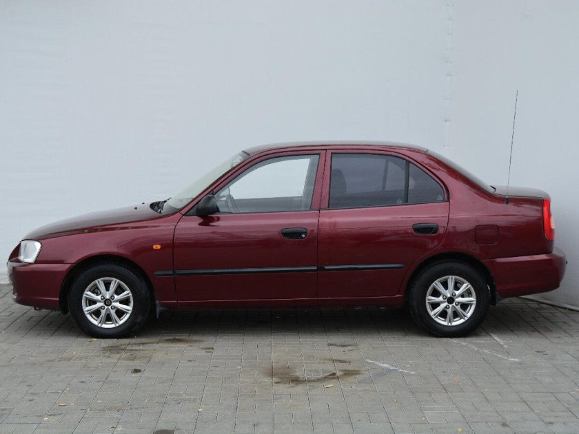 Hyundai accent 2008