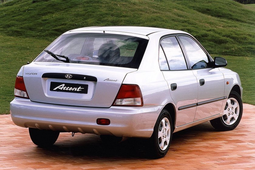 Hyundai Accent хэтчбек 2000