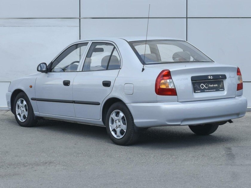 Хендай акцент 2009